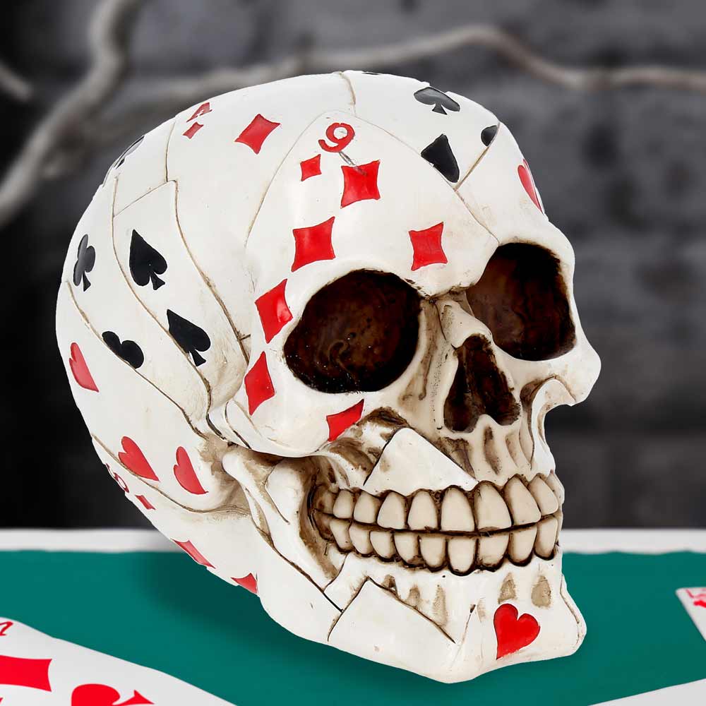 THE ORIGINAL PLAYING CARD SKULL - DEAD MAN'S HAND - ORNAMENT 15cm