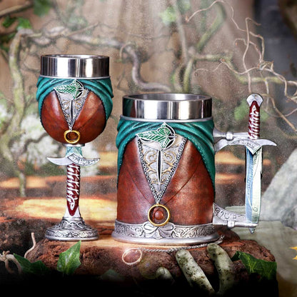 LORD OF THE RINGS - OFFICIALLY LICENSED COLLECTABLE - THE FRODO TANKARD WITH STAINLESS STEEL LINER